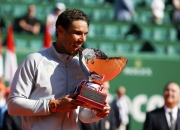 开云体育下载-美国网球队翻盘西班牙网球队，纳达尔打破历史纪录