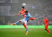 开云平台-瓦伦西亚客场逆转击败巴伦西亚