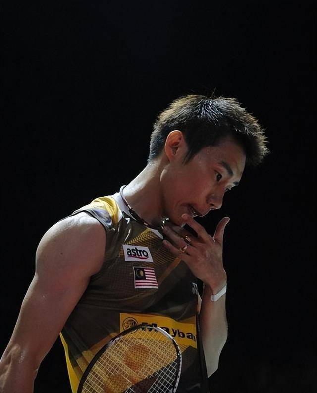 日本羽毛球队力克马来西亚羽毛球队，李宗伟爆发神勇的简单介绍