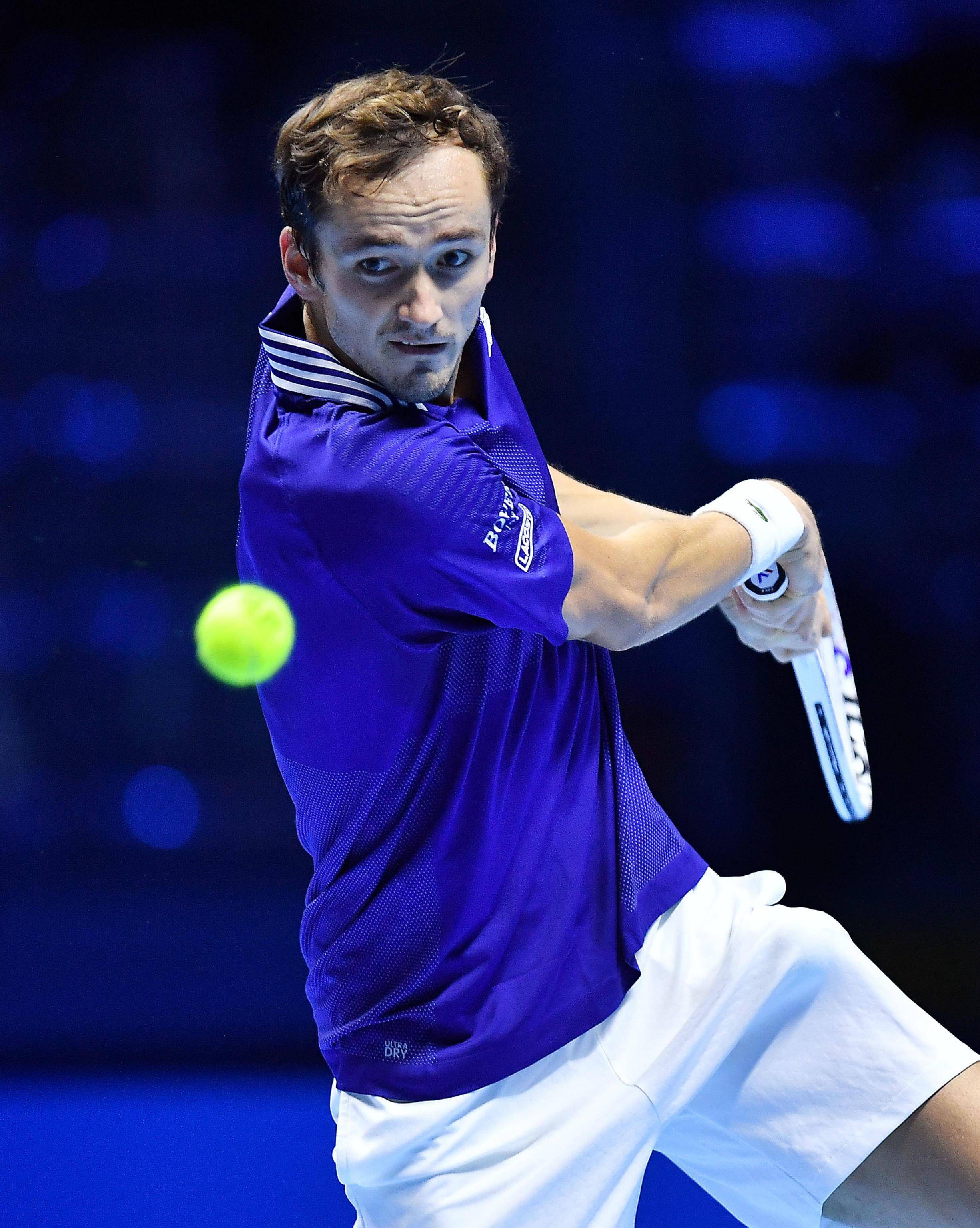 关于德国网球队轻取日本网球队，梅德韦杰夫高光表现的信息