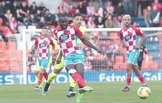 埃瓦尔主场不敌对手，连续不胜