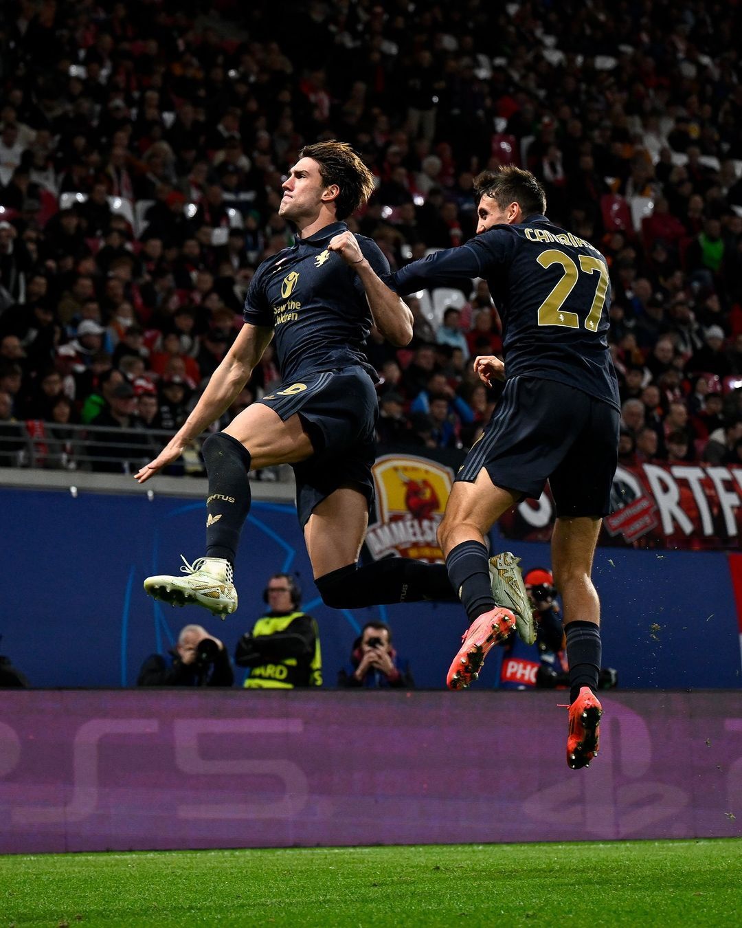 尤文图斯双杀巴塞罗那，豪取连胜的简单介绍