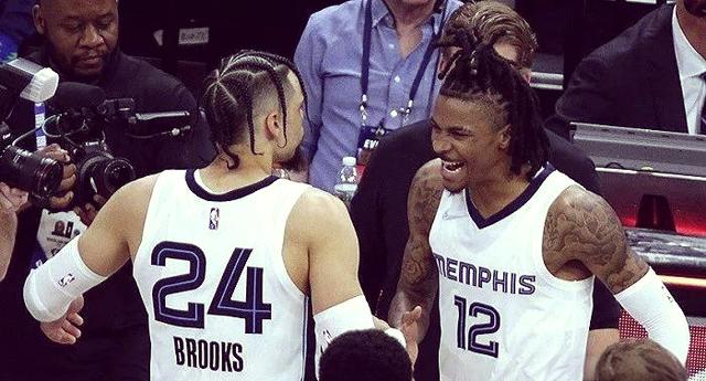 太阳逆转灰熊，晋级西部半决赛的简单介绍