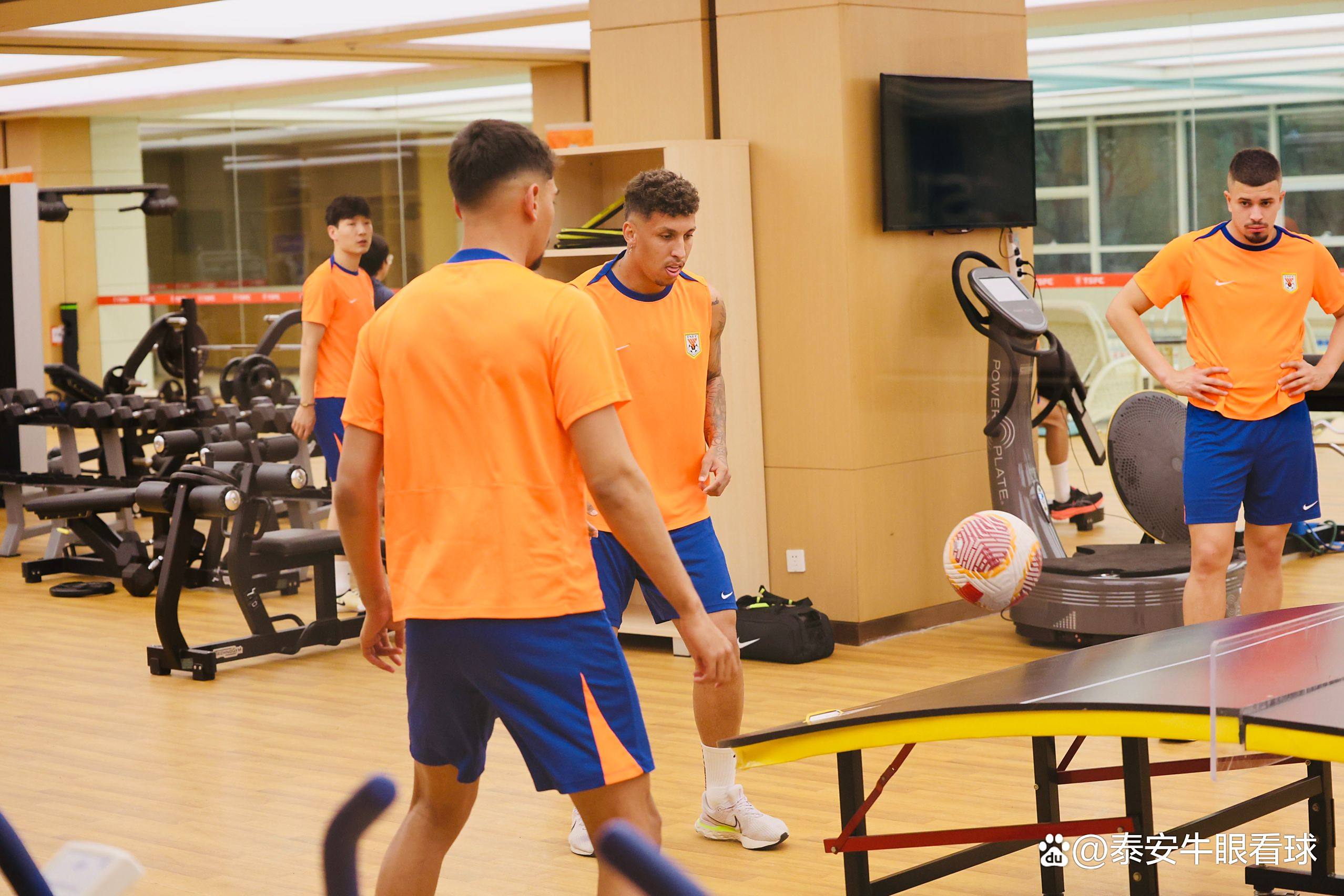 精彩瞬间回放，球队的黄金时刻永远镌刻在心中的简单介绍