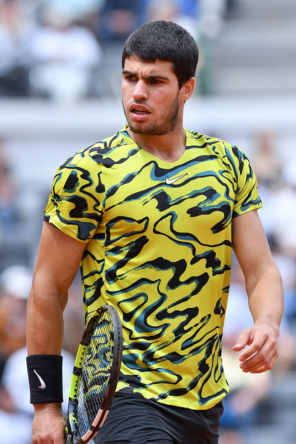 意大利网球队爆冷法国网球队，阿尔卡拉斯制霸全场