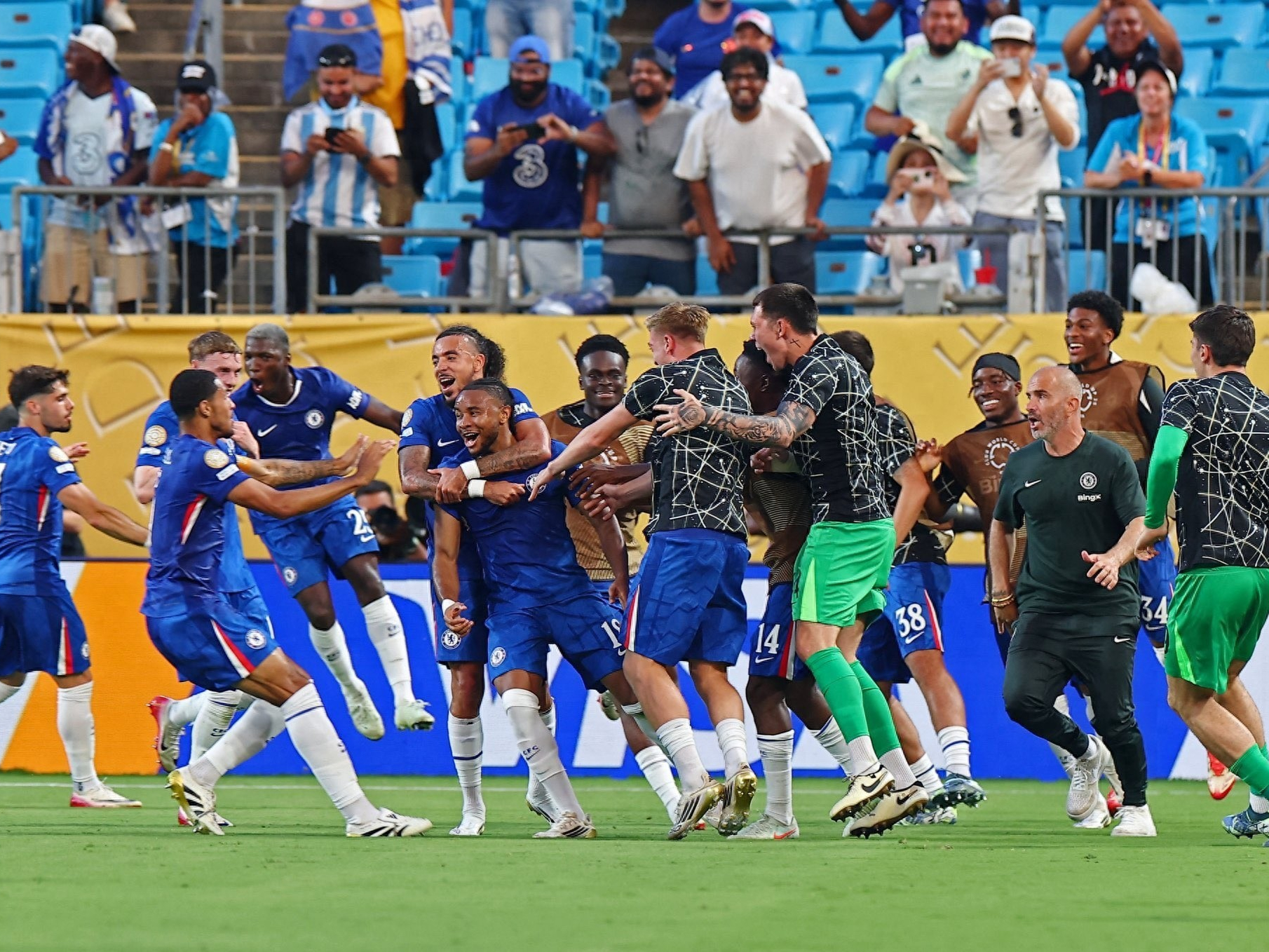 关于西班牙逆转罗马，布鲁诺·费尔南德斯制霸全场的信息