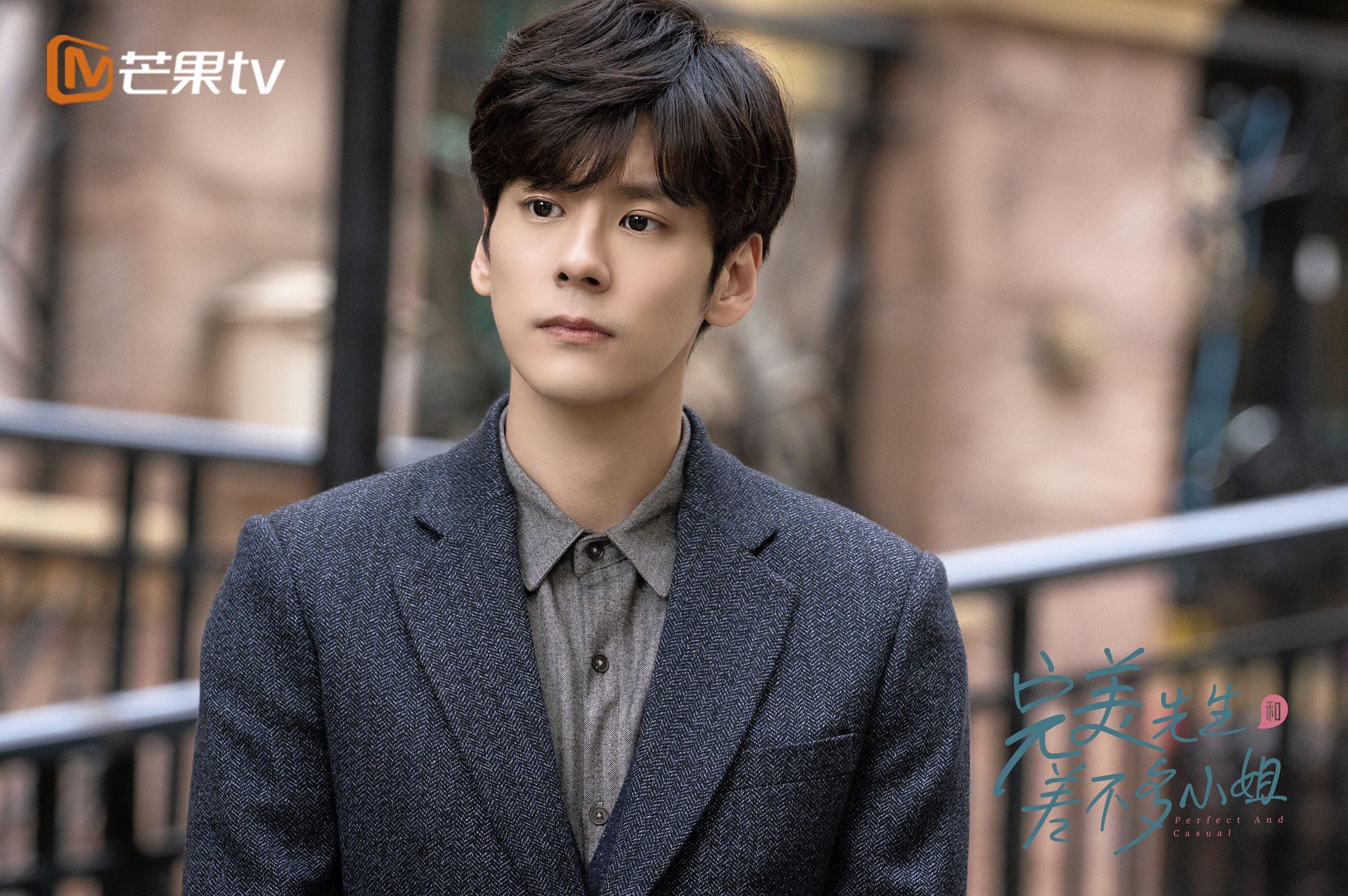 战术碾压与射手王崛起,曼城全面压制利物浦,奥斯梅恩连续得分拉开差距