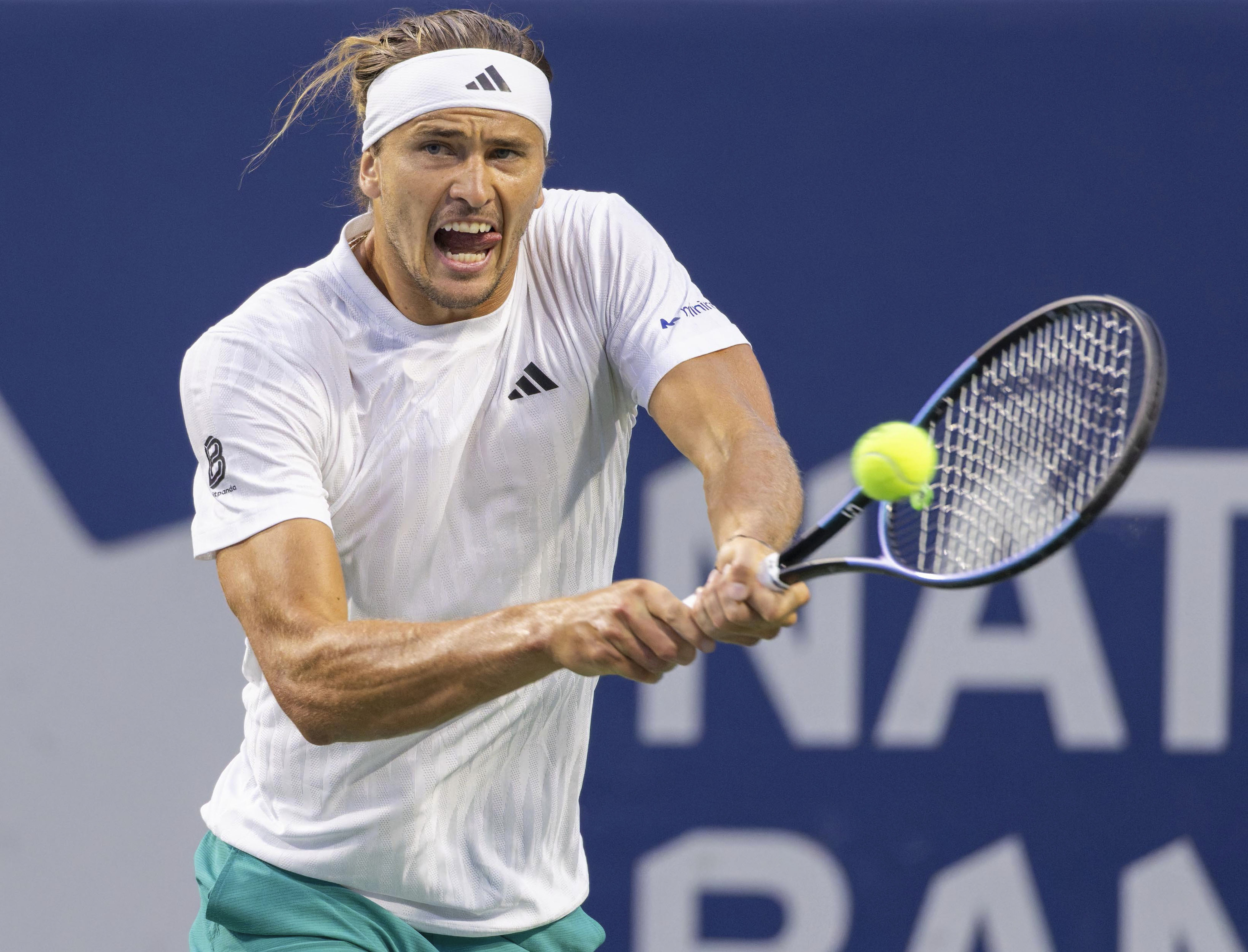 戴维斯杯力克澳网,兹维列夫带队取胜 戴维斯杯力克澳网,兹维列夫带队取胜