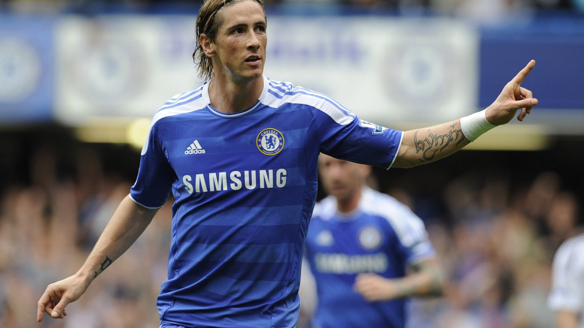 非洲风暴席卷安菲尔德，奥斯梅恩一锤定音，南非力量掀翻红军堡垒